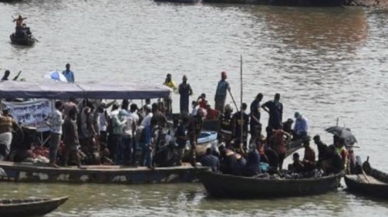 Bangladeş'te tekne alabora oldu: 28 ölü