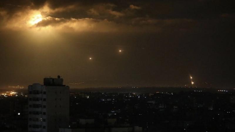 Gazze'den İsrail'e roket atıldı: 2 yaralı