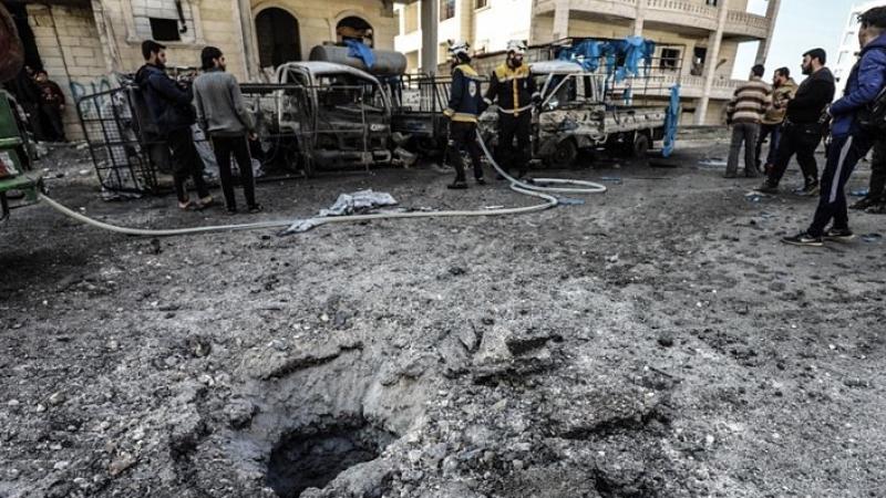Esed rejiminin İdlib'e saldırısında iki sivil yaşamını yitirdi
