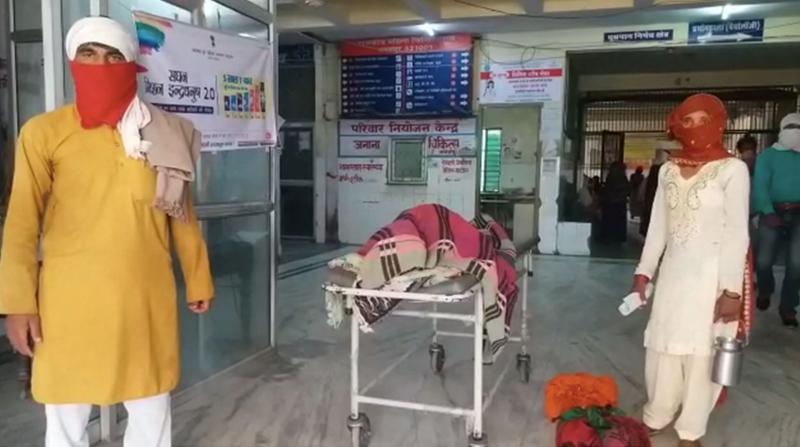Hindistan'da Bir Skandal Daha! Müslüman Diye Hastaneye Alınmadı! Bebeğini Kaybetti