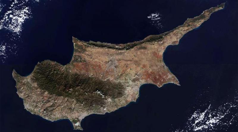 Kıbrıs'ta 2 Kişide Koronavirüs Tespit Edildi