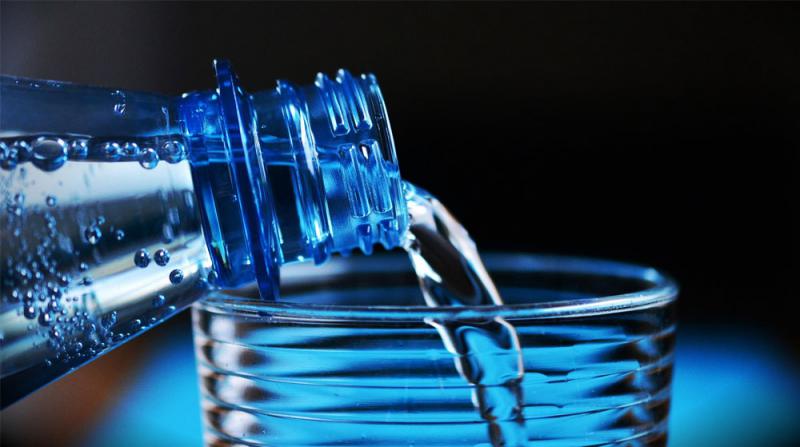 Az Su İçmek ve Susuzluk Böbrek Taşı Riskini Artırıyor