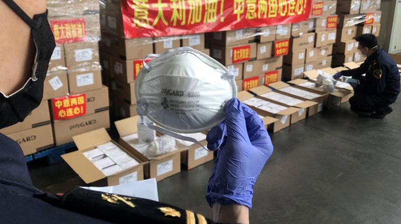 Çin, koronavirüs krizinde 4 milyar maske ihraç etti