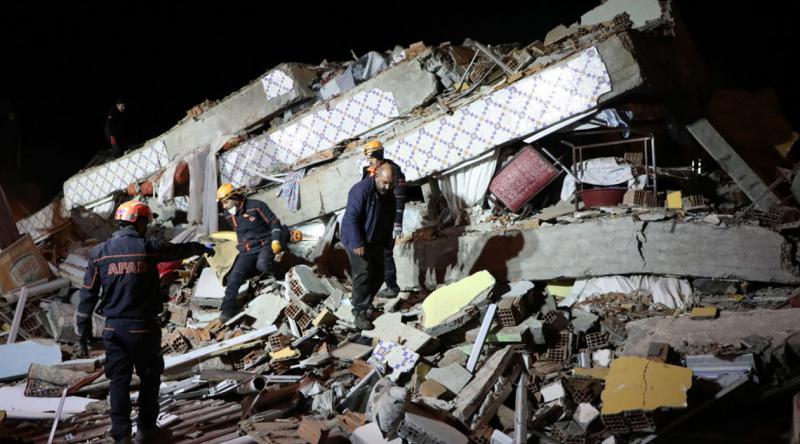 Depremde 22 kişi hayatını kaybetti, 1031 yaralı var, 22 kişi halen enkaz altında