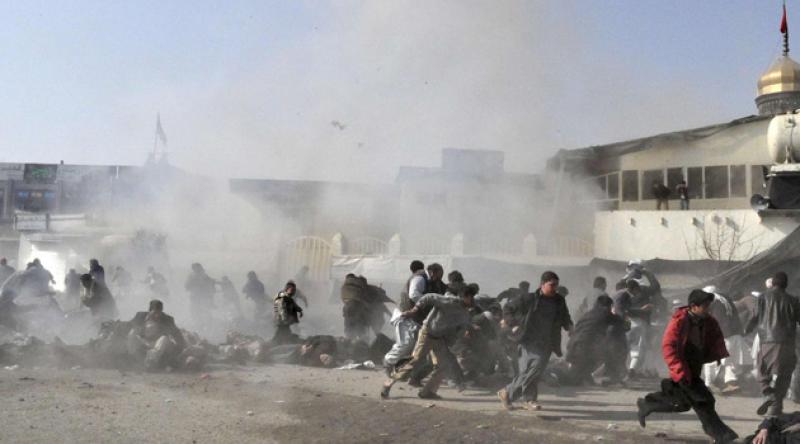 Afganistan'da bomba yüklü araçla saldırı