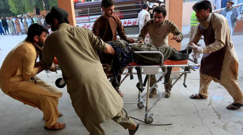 Afganistan'da Cuma namazına bombalı saldırı! Çok sayıda ölü ve yaralı var