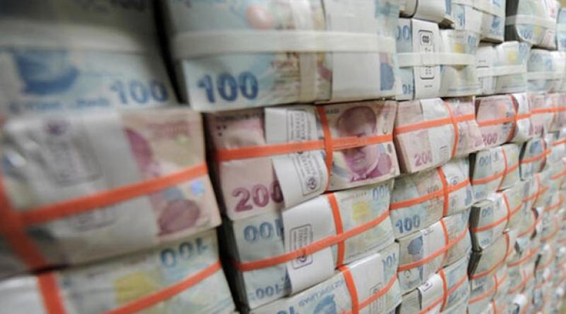 Hazine 6,9 milyar lira borçlandı