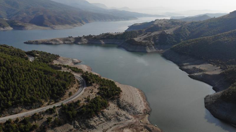 Türkiye'nin en büyük 3. barajı Altınkaya'da korkutan görüntü