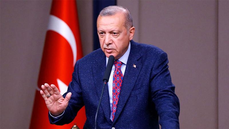 Erdoğan: Kadınlarımızın onuruna, iffetine en küçük saldırıya müsaade etmeyiz; kirli yakıştırmalar yapan köşe yazarlarını kınıyorum