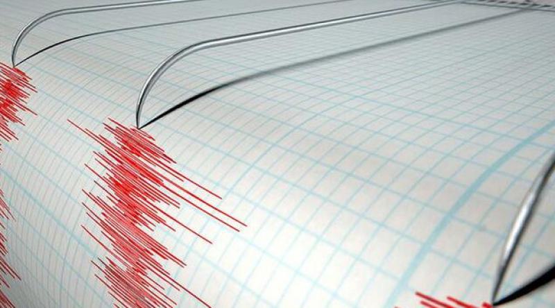 Akdeniz'de 5,5 büyüklüğünde deprem: Antalya ve çevresinde hissedildi