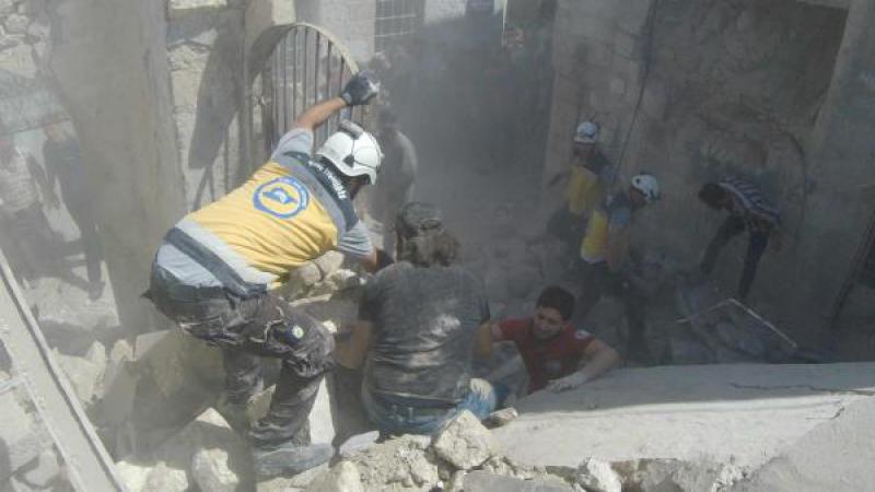 İdlib'e hava saldırılarında ölü sayısı yükseldi