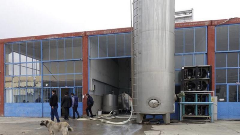 Konya'da hijyen koşullarına uymayan süt fabrikasına Bakanlıktan ceza