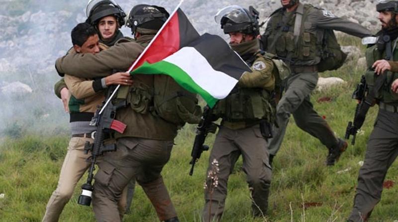 İşgal güçleri Batı Şeria'da 8 Filistinliyi gözaltına aldı