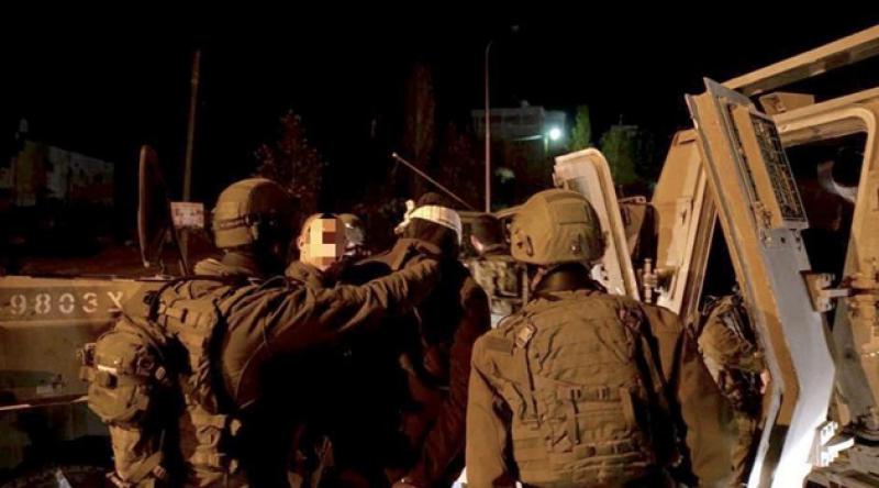 İşgal güçleri Batı Şeria ve Kudüs'te 13 Filistinliyi tutukladı