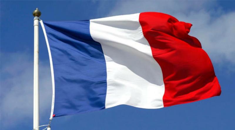 Fransa Cumhurbaşkanı Macron, ulusal karantina ilan etti