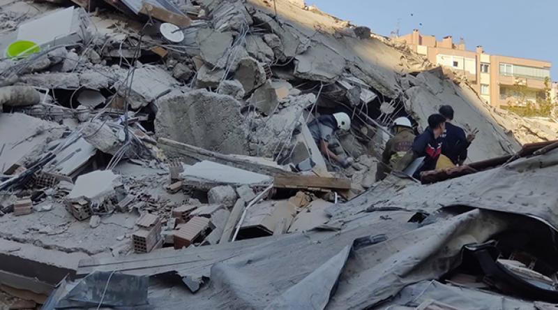 İzmir'de deprem: 6 kişi hayatını kaybetti, yaralı sayısı en az 257