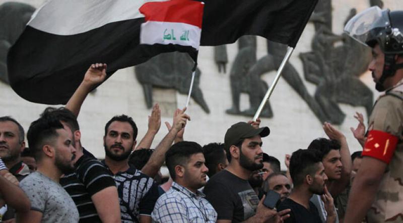 Bağdat'ta göstericilere sert müdahale: 5 ölü