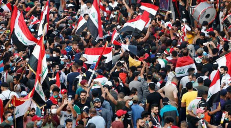 Irak'ta protestocuların talebi 'yeni seçim yasası' meclisten geçti