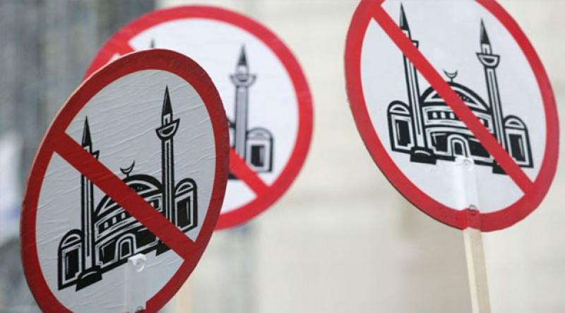Hollanda'da Müslümanların yüzde 91'i İslamofobik saldırıya maruz kaldı