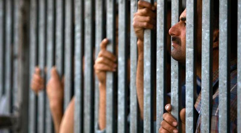 Filistinli 500 esir 15 yıldan fazla süredir işgal rejimi zindanlarında