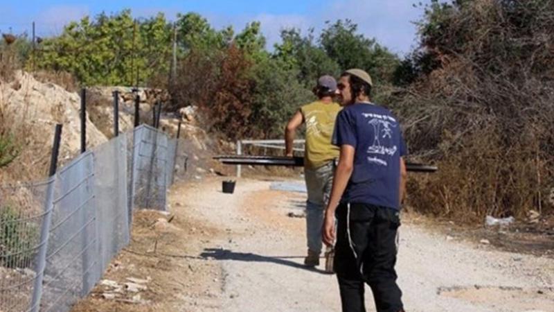 İşgalci Siyonistler Batı Şeria'da Filistinlilerin Arazisine El Koydu