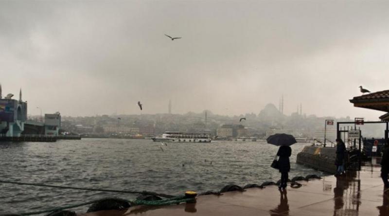 İstanbul'da vapur seferlerine kuvvetli yağış engeli