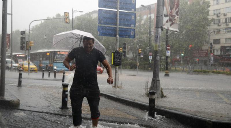 Meteorolojiden İstanbul için sağanak yağış uyarısı