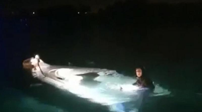 İzmir Çeşme'de düzensiz göçmenleri taşıyan tekne battı: 8'i çocuk 11 kişinin cesedine ulaşıldı