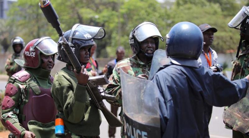Kenya'da sokağa çıkma yasağına uymayan 15 sivil öldürdü