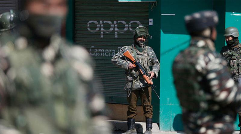 Cammu Keşmir'de çatışma: 8 ölü