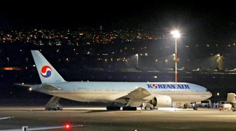 İsrail Güney Kore'den uçakla gelen 200 kişiyi ülkeye almadı