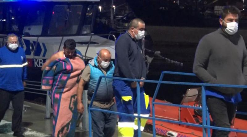 Samatya'da balıkçı teknesi alabora oldu: 2 ölü
