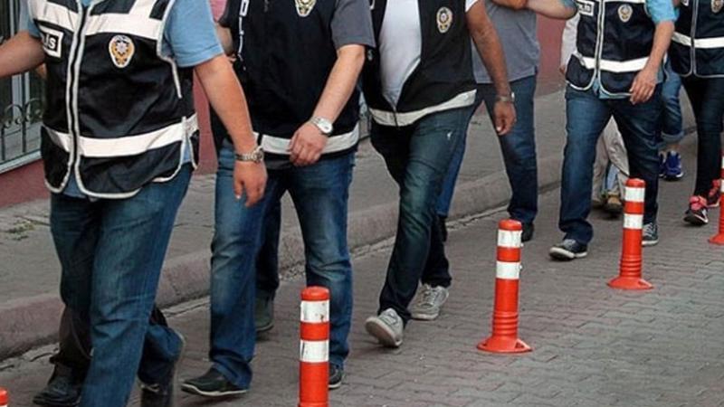 İzmir'de operasyon: 12 gözaltı