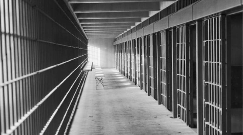 İnfaz düzenlemesine geçici madde: 70 bin mahkum cezasını evde çekecek