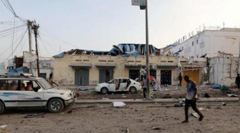 Somali'de askeri üsse bombalı ve silahlı saldırıda 3 asker öldü
