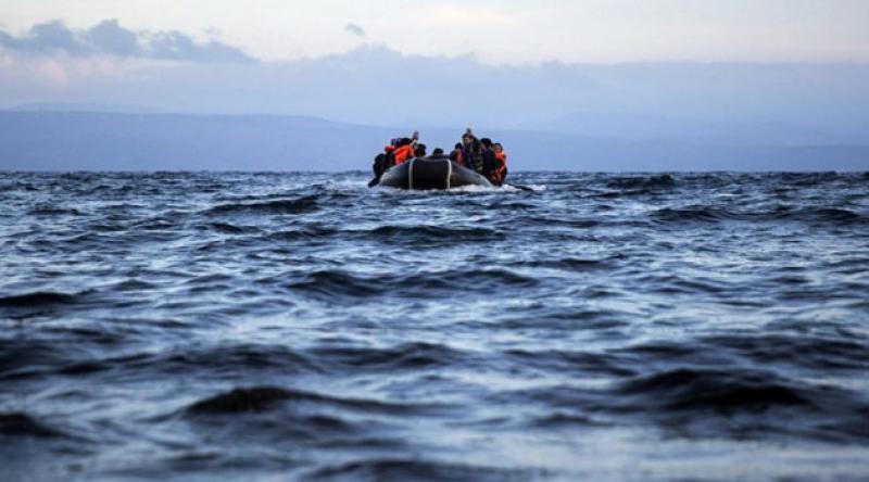 Göçmen teknesi battı: 25 kişi kayboldu