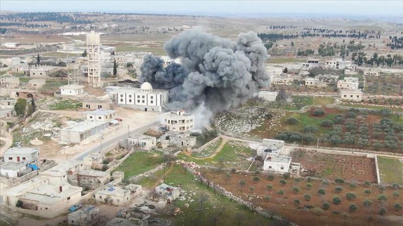 Esed rejimi İdlib'e kara saldırısı başlattı