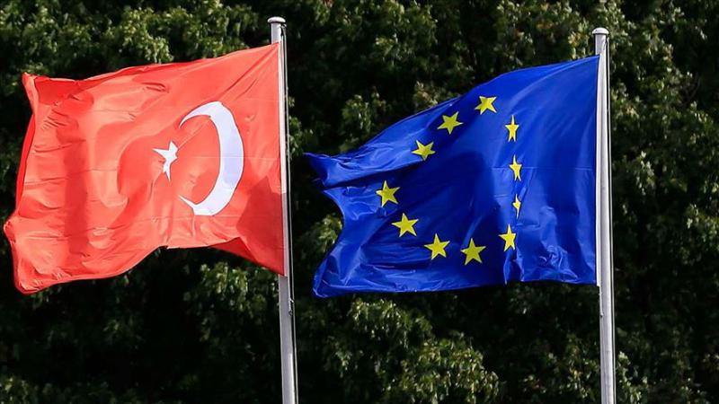 AB'den Türk vatandaşlarına vize engeline yalanlama