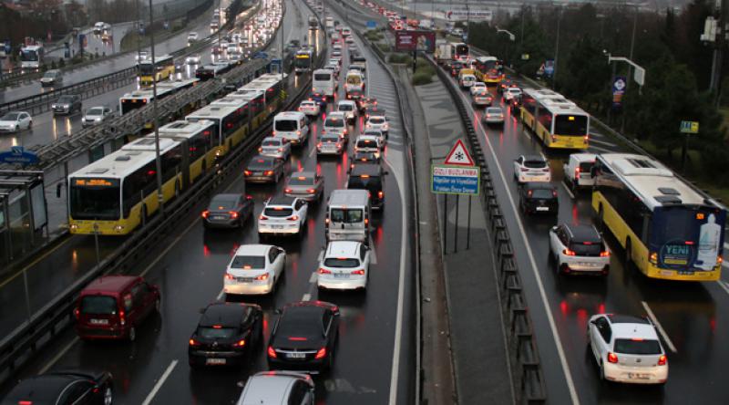 İstanbul'da sürücülere 57.3 milyon liralık ceza kesildi