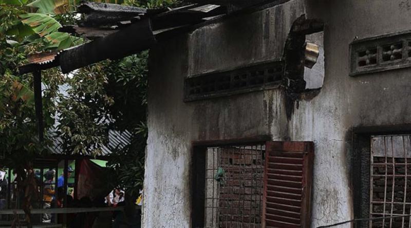 Endonezya’daki yangında bir gecede 382 aile evsiz kaldı