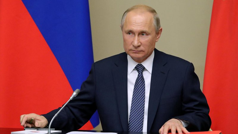 Muhalif liderlerin hapiste olduğu Rusya'da Putin'den halka 'sandığa gidin' çağrısı
