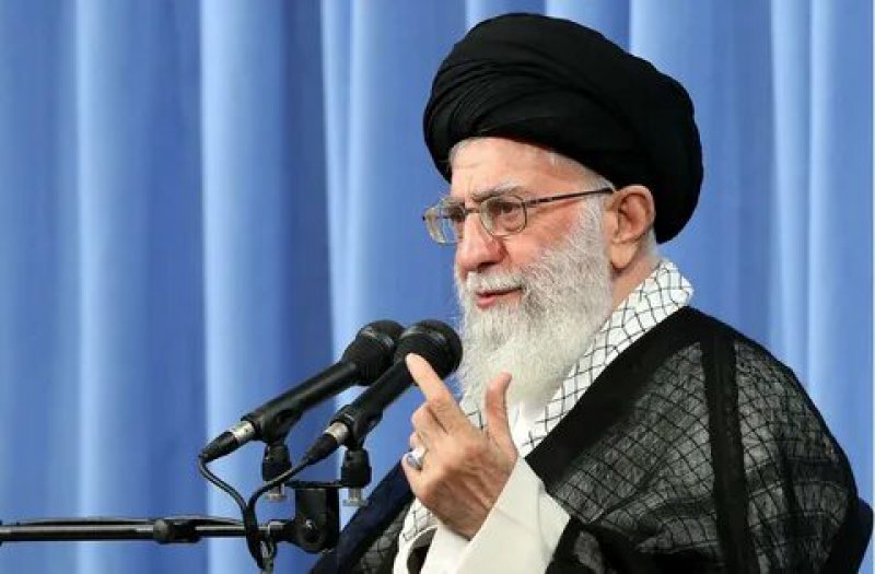 İran dini lideri Hamaney: Nükleer silah arayışında değiliz