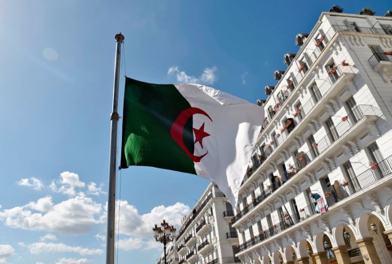 Arap Zirvesi, 2022'nin son çeyreğinde Cezayir'de yapılacak
