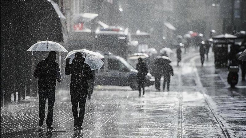 Meteoroloji'den İstanbul ve 5 il için sağanak yağış uyarısı