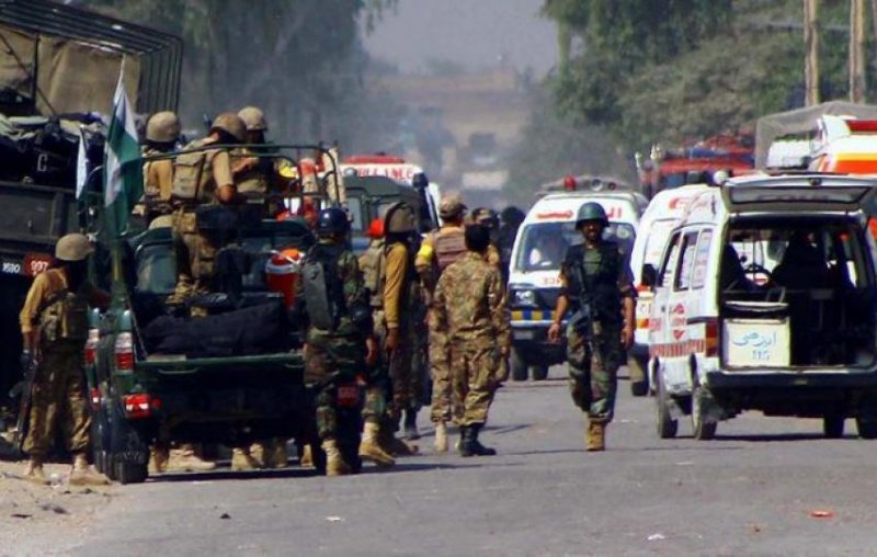 Pakistan ordusunun Afganistan topraklarına saldırısında 44 sivil öldü