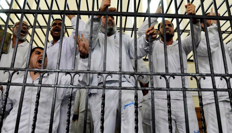 Mısır'da 36 kişi keyfi yargılamalar sonucu idamla karşı karşıya