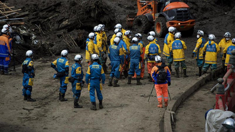 Japonya'daki felaket 10'uncu gününde: 245 bin kişi tahliye edilecek