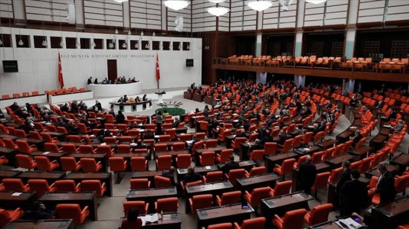 İYİ Parti’nin Doğu Türkistan önergesi AKP oylarıyla reddedildi