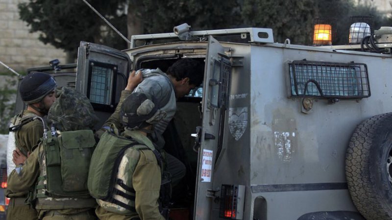 Siyonist İsrail’den yine aynı hukuksuzluk: Çok sayıda Filistinli tutuklandı