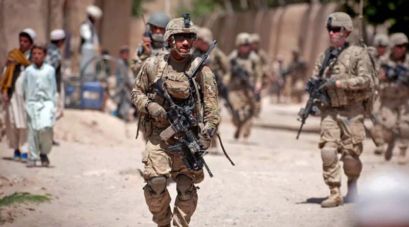 Irak ve Afganistan’daki ABD askerleri azalıyor